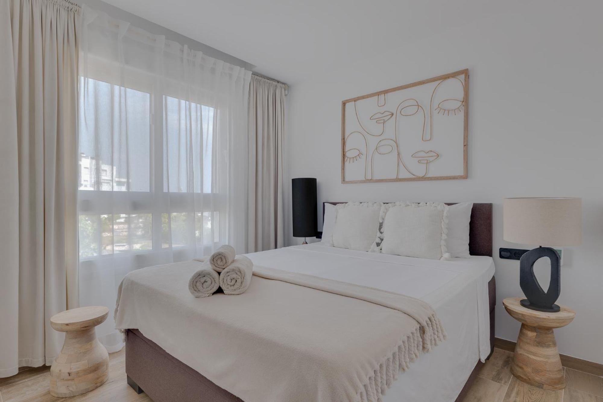 Apartment Laura Residence Bali Alicante Bagian luar foto