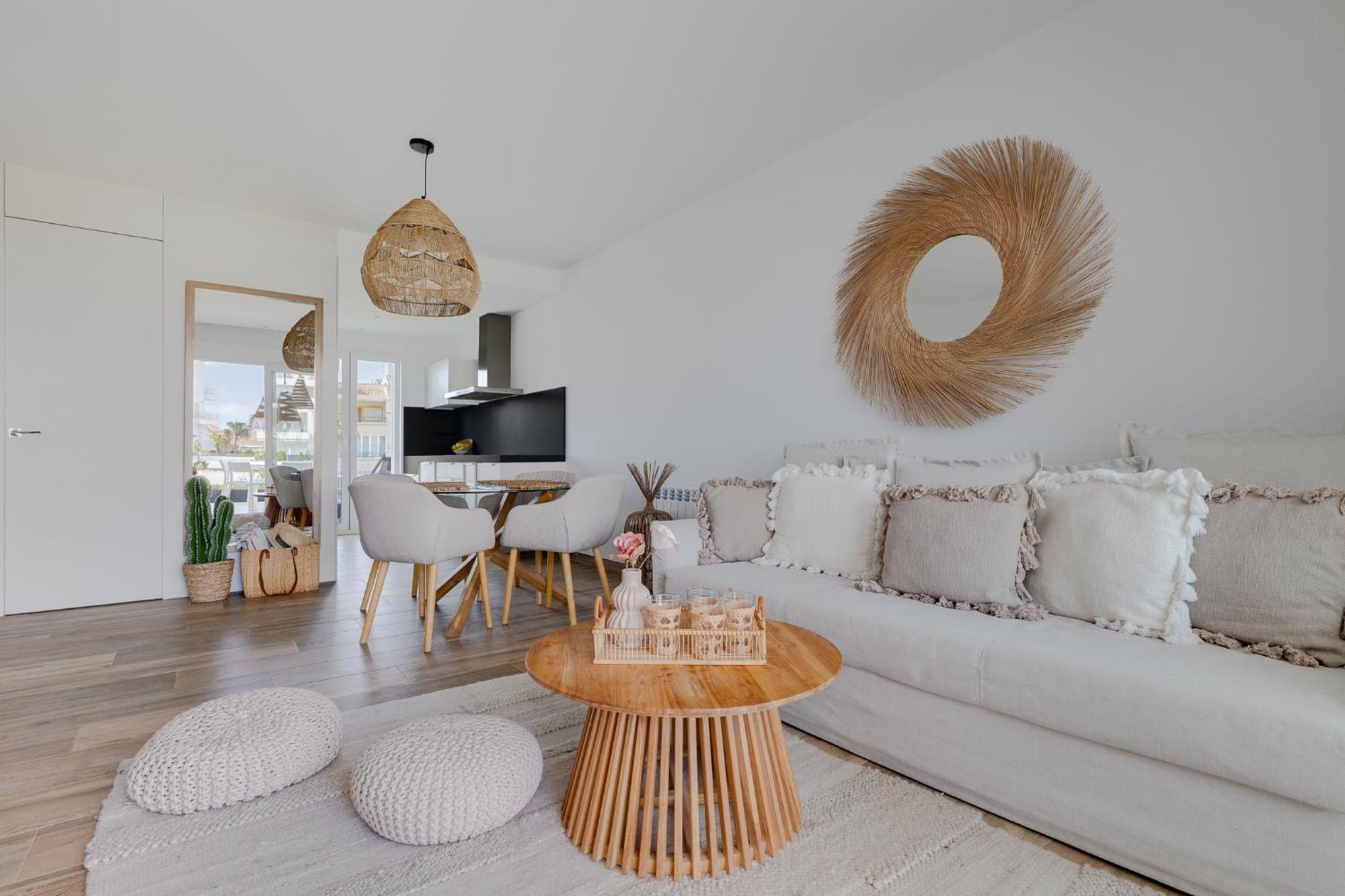 Apartment Laura Residence Bali Alicante Bagian luar foto